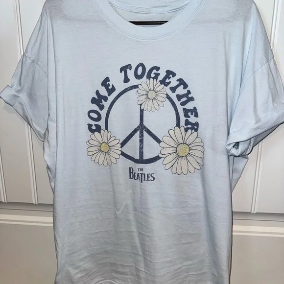 American Eagle Outfitters Light Blue TShirt - Picture 2 of 4